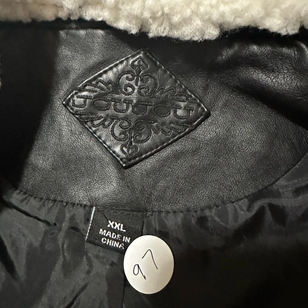Nice black Jou Jou jacket with removable fuzzy collar XXL - Picture 9 of 9